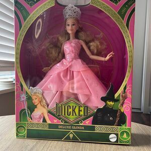 COPY - Universal Pictures Wicked Deluxe Glinda Fashion Doll & Accessories URL M…